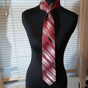 Pierre Cardin Elegant Red and Silver Tie